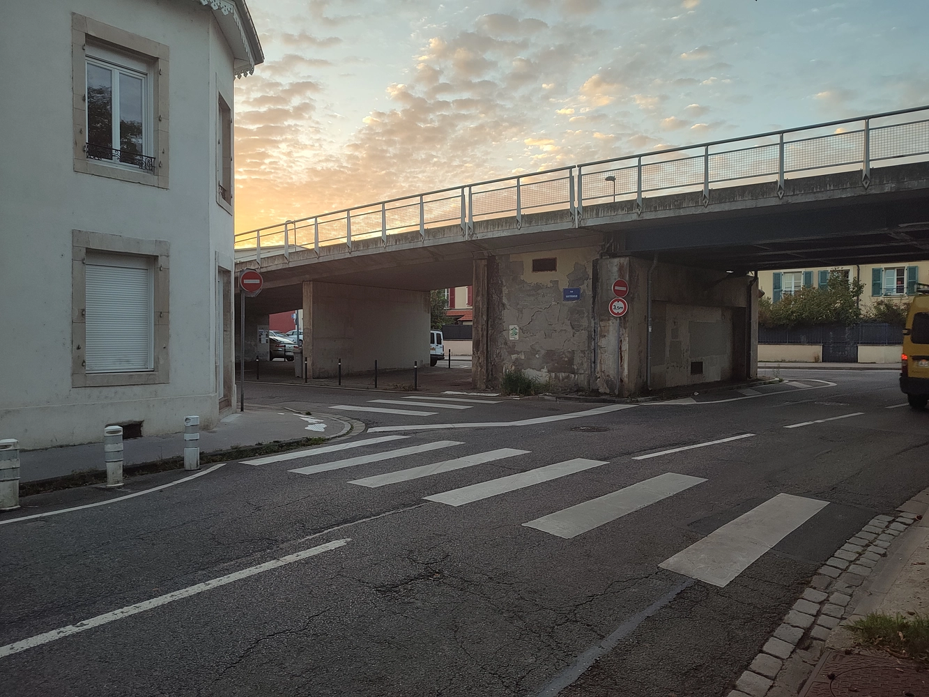 Image média: Embellir le pont Vayringe et le carrefour Vayringe-Crosne