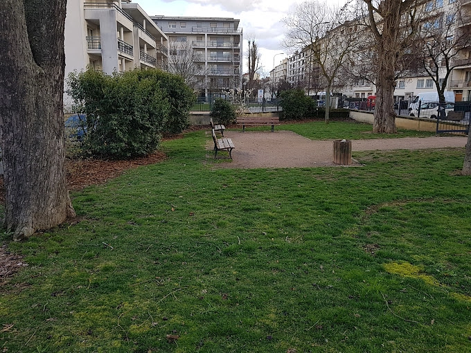 Image média: Embellissement du square Montet (angle rue Jeanne d'Arc/Av Gal Leclerc)